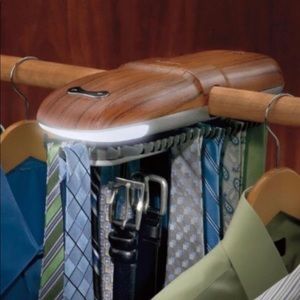 Brooks tone Automatic Tie Rack